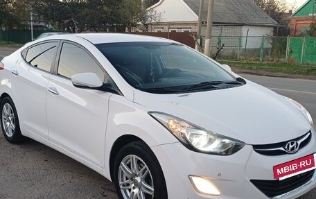 Hyundai Avante, 2013 год, 1 000 000 рублей, 18 фотография