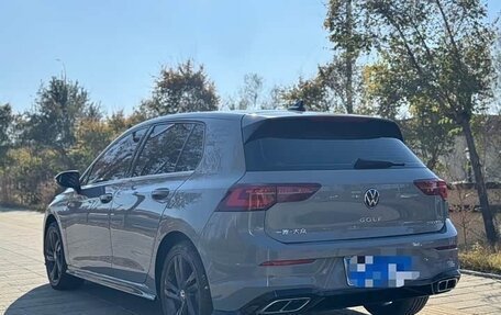 Volkswagen Golf VIII, 2021 год, 2 420 000 рублей, 10 фотография