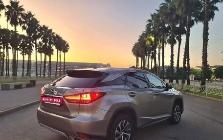 Lexus RX IV рестайлинг, 2020 год, 4 800 000 рублей, 4 фотография