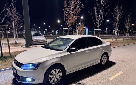 Volkswagen Jetta VI, 2014 год, 1 050 000 рублей, 1 фотография