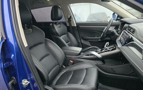 Geely Atlas, 2022 год, 2 200 000 рублей, 8 фотография