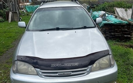 Toyota Caldina, 2001 год, 410 000 рублей, 2 фотография