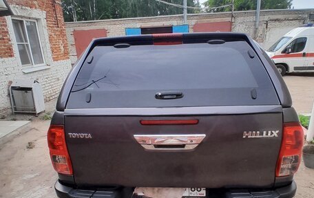 Toyota Hilux VIII, 2020 год, 4 300 000 рублей, 2 фотография