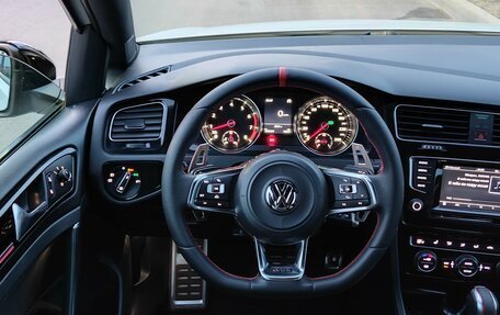 Volkswagen Golf GTI VII, 2013 год, 1 560 000 рублей, 2 фотография