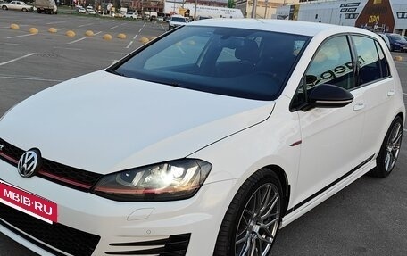 Volkswagen Golf GTI VII, 2013 год, 1 560 000 рублей, 5 фотография