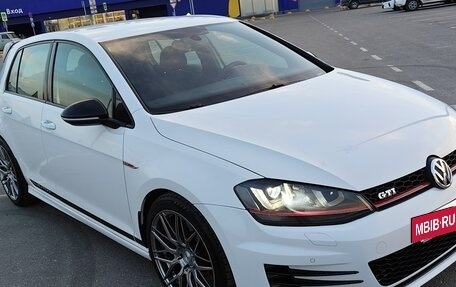 Volkswagen Golf GTI VII, 2013 год, 1 560 000 рублей, 8 фотография