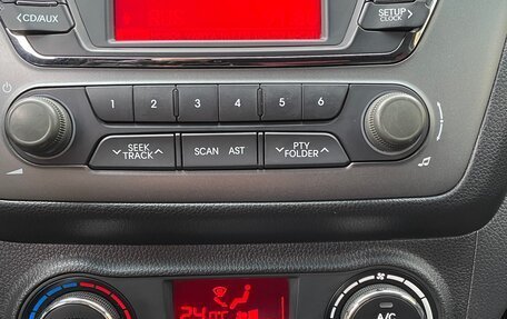 KIA Rio III рестайлинг, 2013 год, 920 000 рублей, 8 фотография