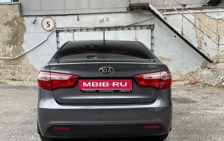 KIA Rio III рестайлинг, 2013 год, 920 000 рублей, 5 фотография