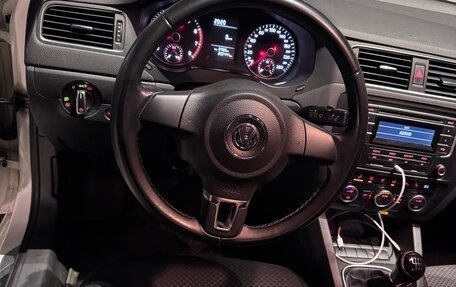 Volkswagen Jetta VI, 2014 год, 1 050 000 рублей, 12 фотография