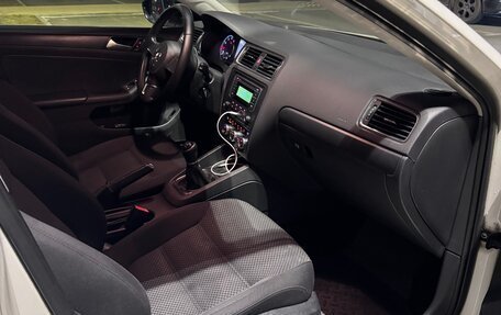 Volkswagen Jetta VI, 2014 год, 1 050 000 рублей, 15 фотография