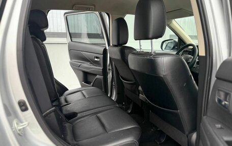 Mitsubishi Outlander III рестайлинг 3, 2014 год, 1 350 000 рублей, 12 фотография