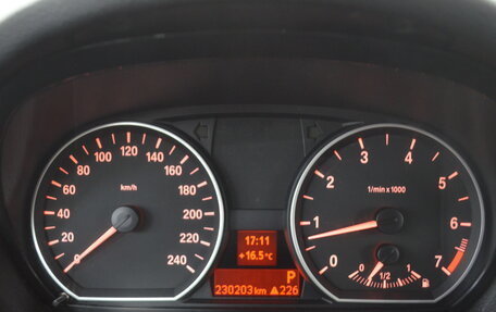 BMW 1 серия, 2010 год, 710 000 рублей, 15 фотография