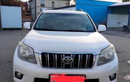 Toyota Land Cruiser Prado 150 рестайлинг 2, 2010 год, 2 650 000 рублей, 7 фотография