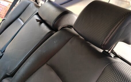 Toyota Land Cruiser Prado 150 рестайлинг 2, 2010 год, 2 650 000 рублей, 9 фотография