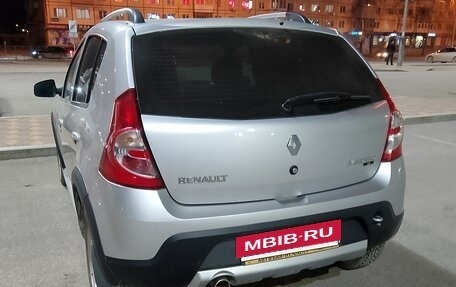 Renault Sandero I, 2014 год, 750 000 рублей, 3 фотография