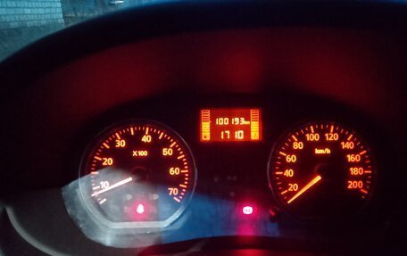 Renault Sandero I, 2014 год, 750 000 рублей, 9 фотография