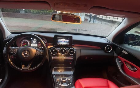 Mercedes-Benz C-Класс, 2015 год, 1 850 000 рублей, 4 фотография