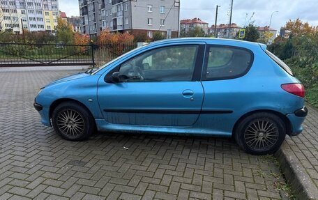 Peugeot 206, 2002 год, 180 000 рублей, 2 фотография