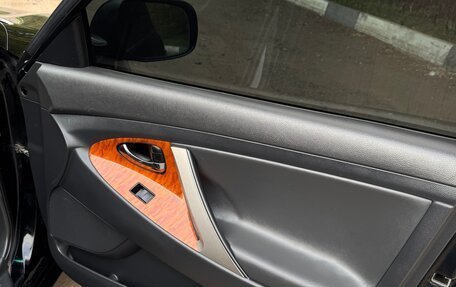 Toyota Camry, 2007 год, 1 150 000 рублей, 13 фотография