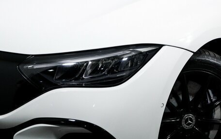 Mercedes-Benz EQE, 2022 год, 5 995 000 рублей, 16 фотография