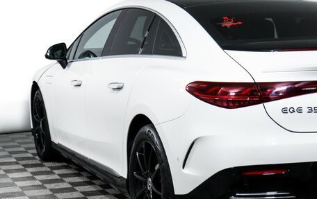 Mercedes-Benz EQE, 2022 год, 5 995 000 рублей, 20 фотография