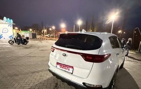 KIA Sportage IV рестайлинг, 2019 год, 2 350 000 рублей, 4 фотография