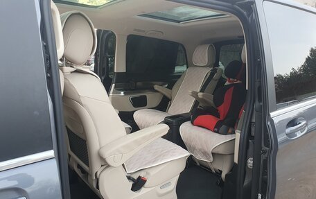 Mercedes-Benz V-Класс, 2018 год, 5 500 000 рублей, 10 фотография