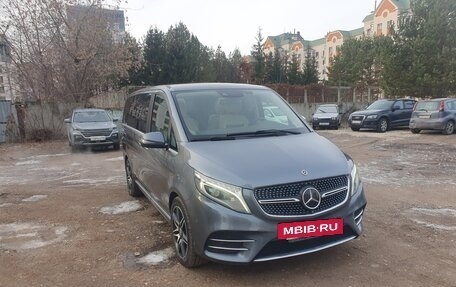 Mercedes-Benz V-Класс, 2018 год, 5 500 000 рублей, 2 фотография