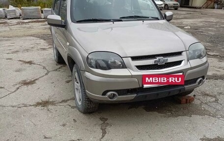 Chevrolet Niva I рестайлинг, 2016 год, 630 000 рублей, 5 фотография