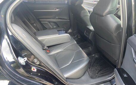 Toyota Camry, 2018 год, 2 350 000 рублей, 6 фотография