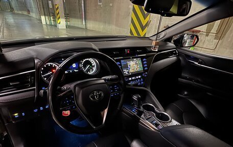 Toyota Camry, 2019 год, 3 050 000 рублей, 7 фотография