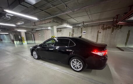 Toyota Camry, 2019 год, 3 050 000 рублей, 6 фотография