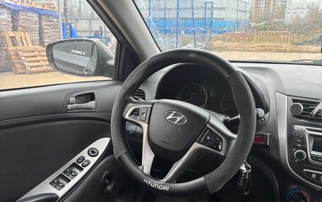 Hyundai Solaris II рестайлинг, 2014 год, 720 000 рублей, 6 фотография