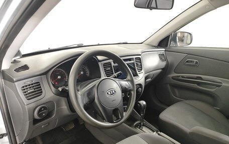 KIA Rio II, 2010 год, 659 000 рублей, 10 фотография