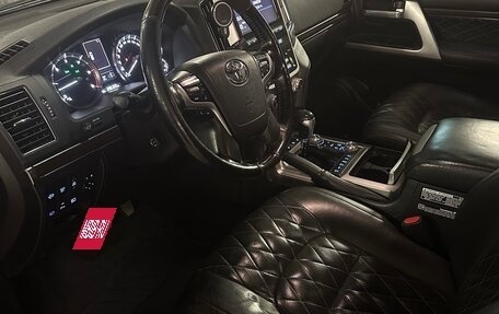 Toyota Land Cruiser 200, 2018 год, 6 000 000 рублей, 10 фотография