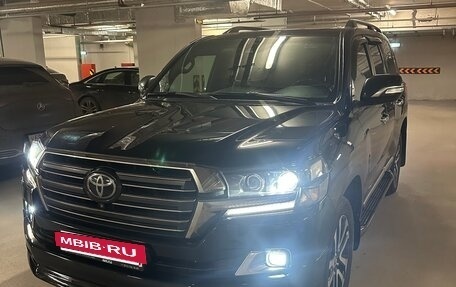 Toyota Land Cruiser 200, 2018 год, 6 000 000 рублей, 6 фотография