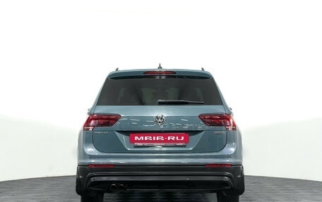 Volkswagen Tiguan II, 2019 год, 2 097 000 рублей, 6 фотография