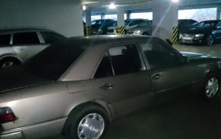 Mercedes-Benz W124, 1989 год, 500 000 рублей, 2 фотография