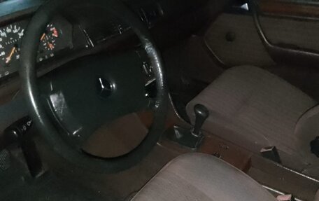 Mercedes-Benz W124, 1989 год, 500 000 рублей, 11 фотография