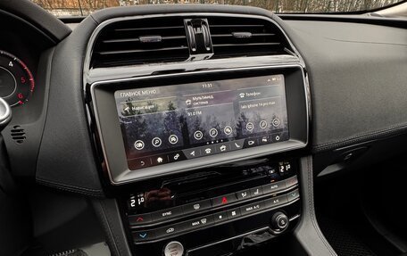 Jaguar F-Pace, 2019 год, 3 200 000 рублей, 5 фотография