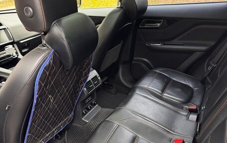 Jaguar F-Pace, 2019 год, 3 200 000 рублей, 19 фотография