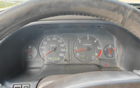 Nissan Patrol, 1998 год, 1 500 000 рублей, 11 фотография