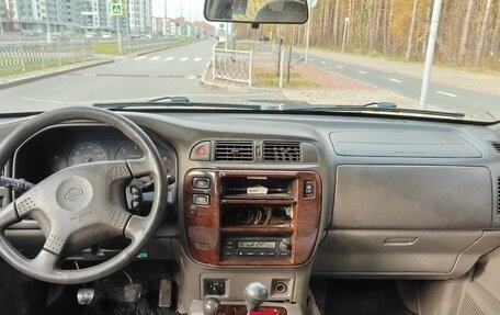 Nissan Patrol, 1998 год, 1 500 000 рублей, 10 фотография