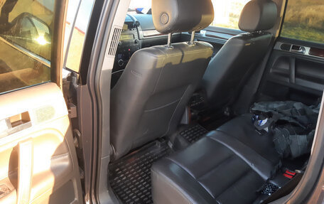 Volkswagen Touareg III, 2008 год, 1 070 000 рублей, 8 фотография