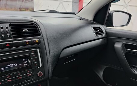 Volkswagen Polo VI (EU Market), 2016 год, 1 099 000 рублей, 18 фотография