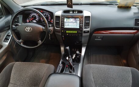 Toyota Land Cruiser Prado 120 рестайлинг, 2007 год, 1 711 000 рублей, 10 фотография