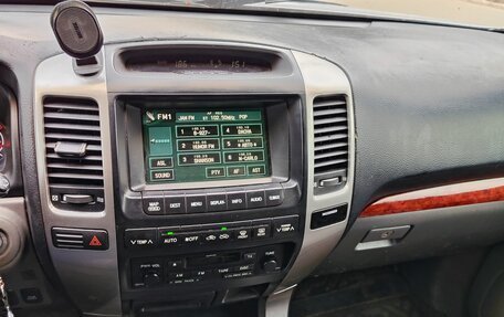 Toyota Land Cruiser Prado 120 рестайлинг, 2004 год, 1 450 000 рублей, 8 фотография