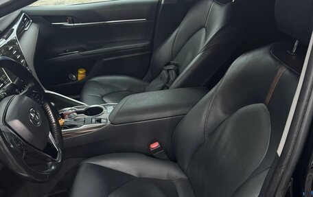 Toyota Camry, 2020 год, 3 200 000 рублей, 6 фотография