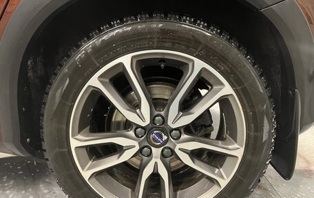 Volvo V60 Cross Country II, 2015 год, 1 850 000 рублей, 4 фотография