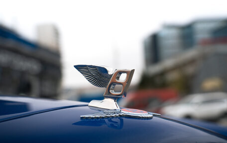 Bentley Azure II, 1997 год, 14 000 000 рублей, 13 фотография